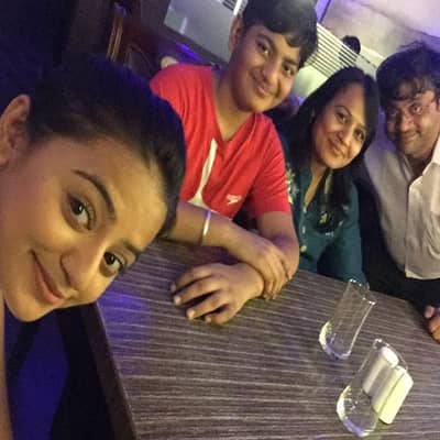 Helly Shah Family, Biography, Boyfriend, TV Shows, Career & More