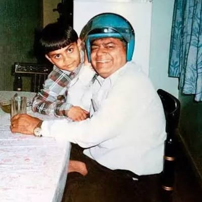 Virat Kohli with his Father